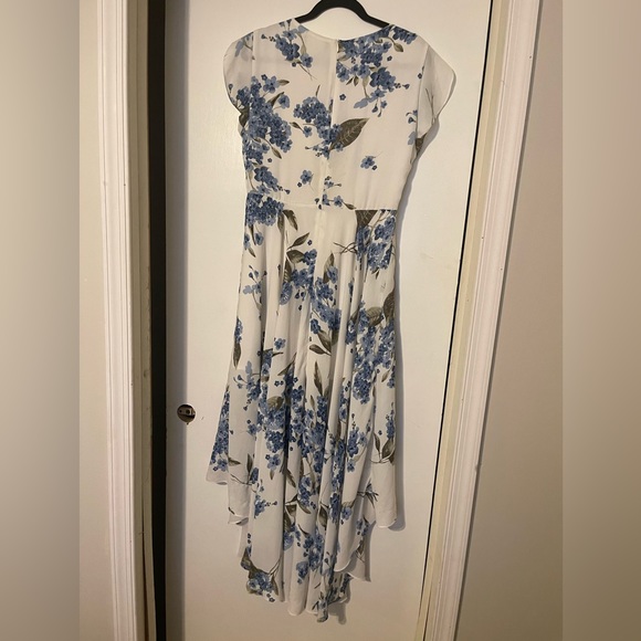 Lulu’s Blue Floral Dress - Picture 5 of 7